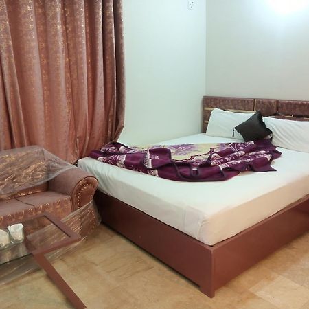 Hotel Business Boutique Multan Exterior foto